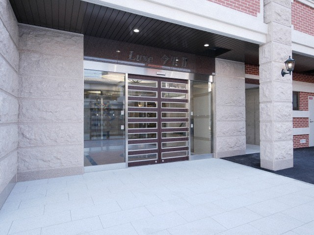 Luxe今里Ⅱのエントランス