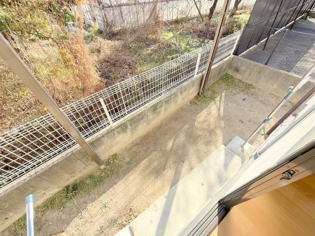 【庭】