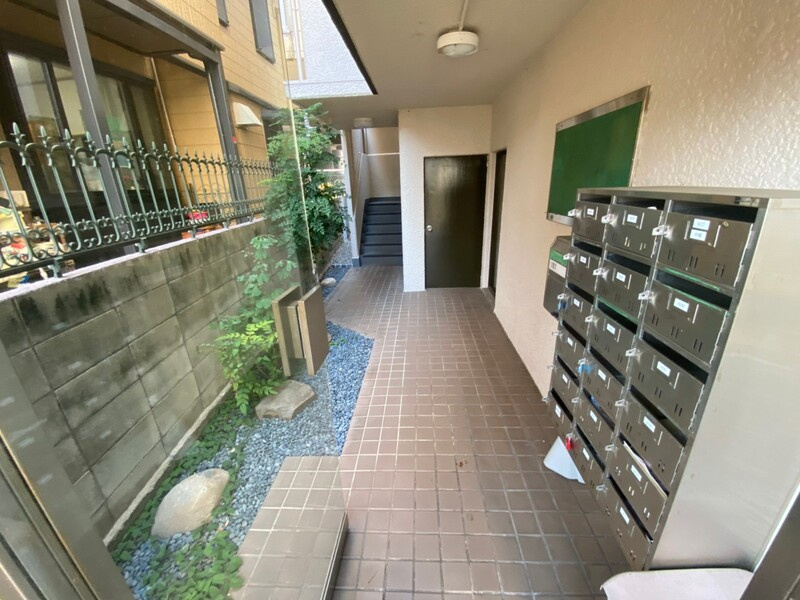 ドミトリー石屋川のロビー