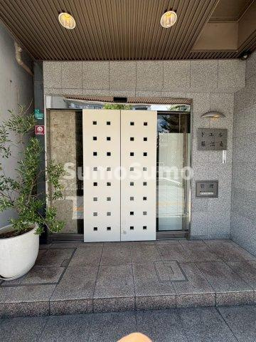 ドエル堀江南のエントランス|清潔なエントランスです