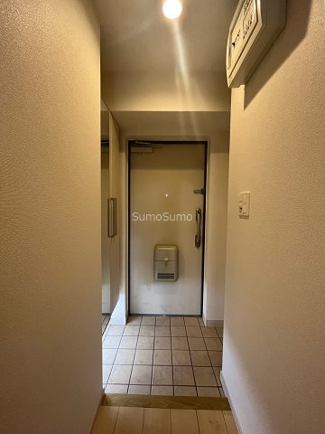 ノーサイド立葉の玄関