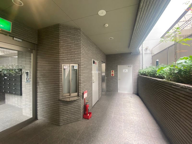 にぎわいハビタットのロビー