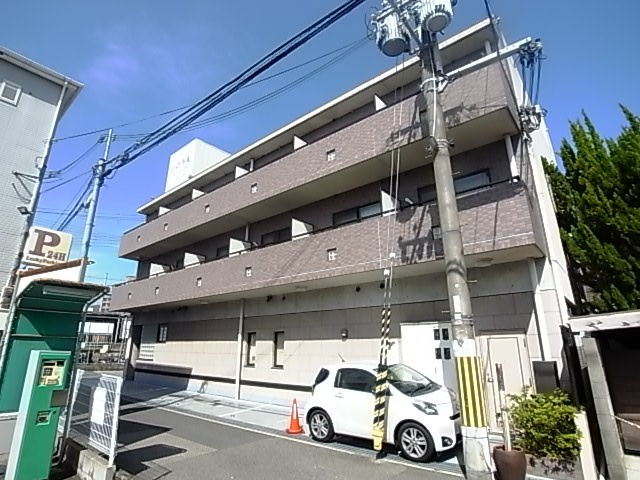 シー・ハイルの外観