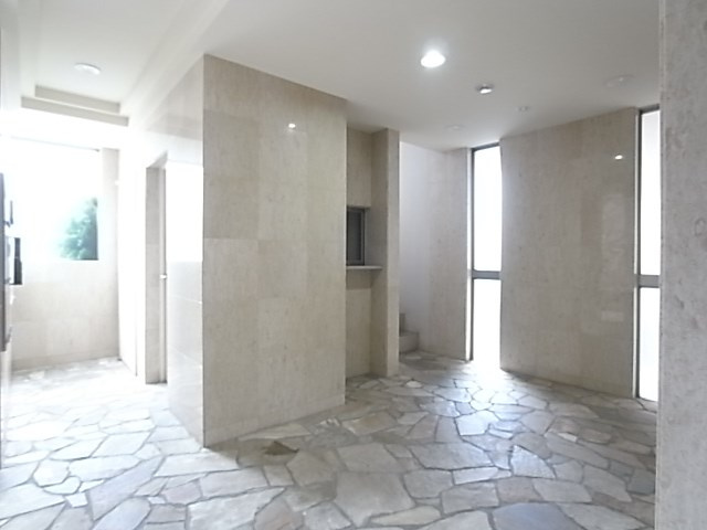 サンテラスエクセルガーデンの外観