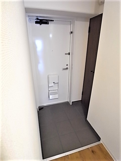 サンプラザ本山南の玄関