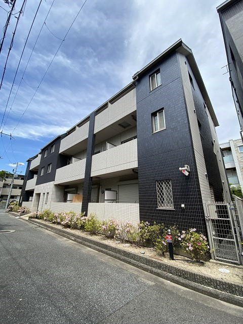 シェルプールＶ番館の外観