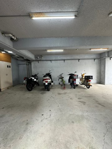 シェスタ白川台の駐車場|駐車スペースもあります