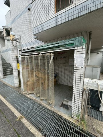シェスタ白川台のエントランス|毎日通るエントランスはこのようになっています