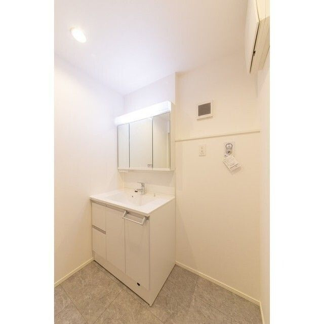 Kolet行徳西#05の独立洗面台