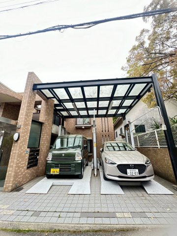 サンビルダー城ノ下の駐車場