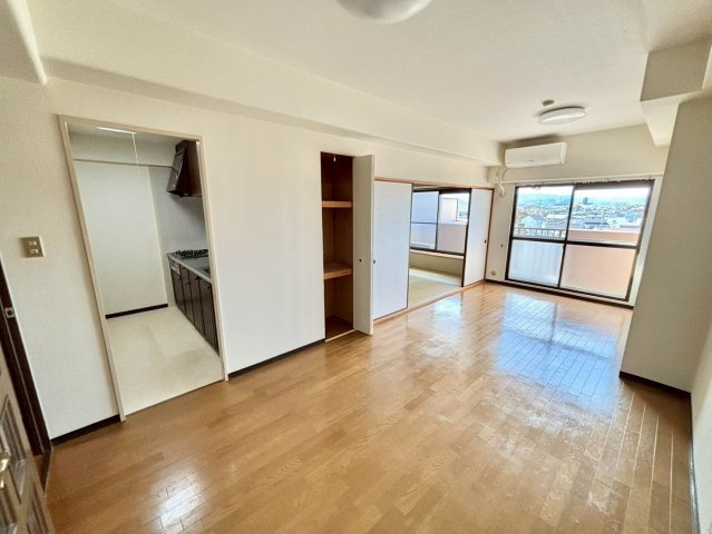 シャルマンフジ熊取 壱番館の居間・リビング