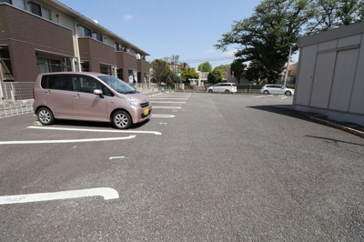 【駐車場】 | ファミリアつくば | 駐車場