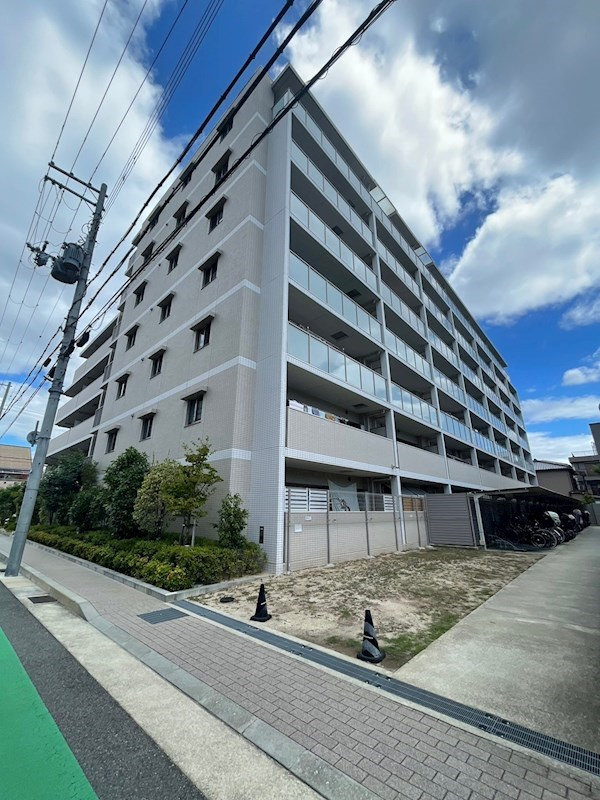 サンクレイドル西宮北口の外観