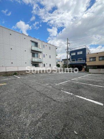 サレール御影の駐車場|カースペースがあります