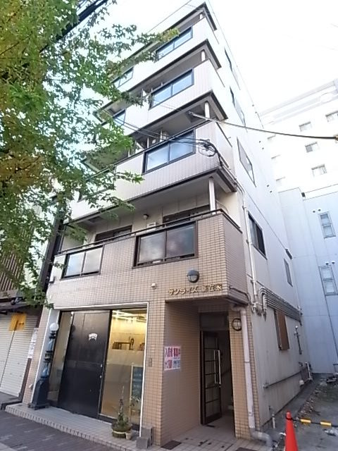 サンライズ新在家の外観