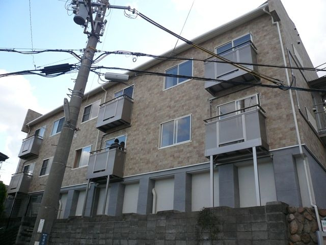ヒルサイド山手 の外観