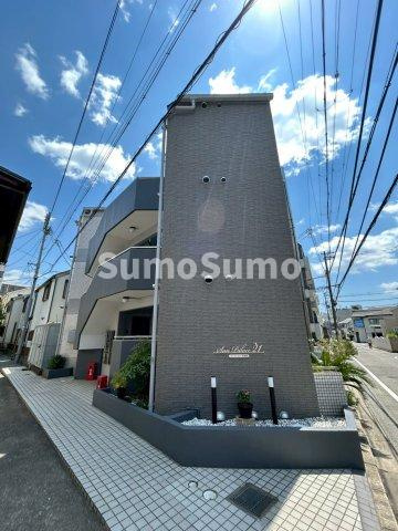 サンパレス21苦楽園の外観