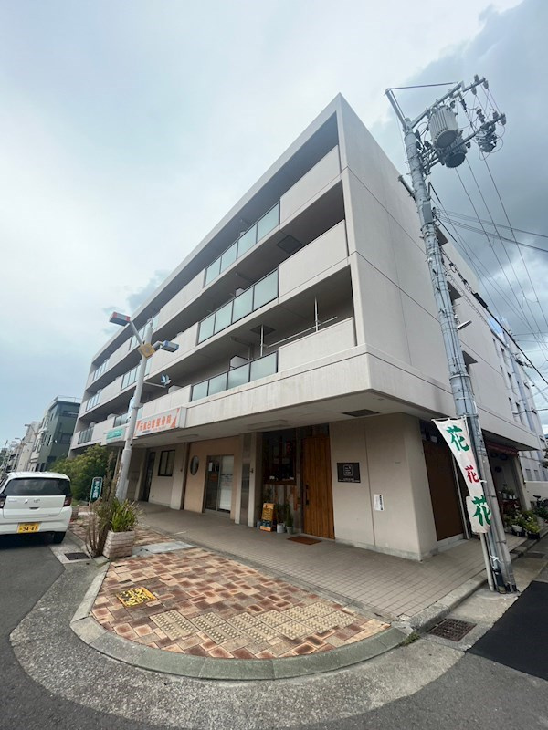 ファルコン日吉