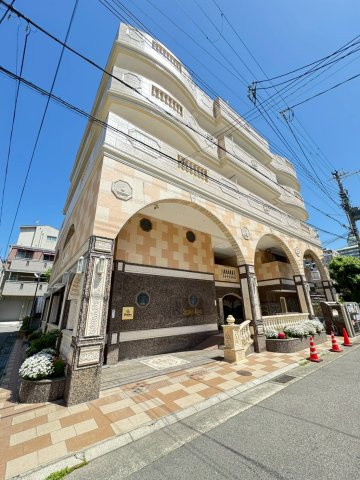 シェイワズリーガルの外観