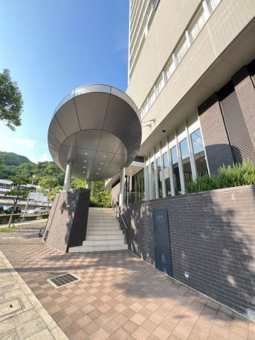 ジークレフ新神戸タワーの外観