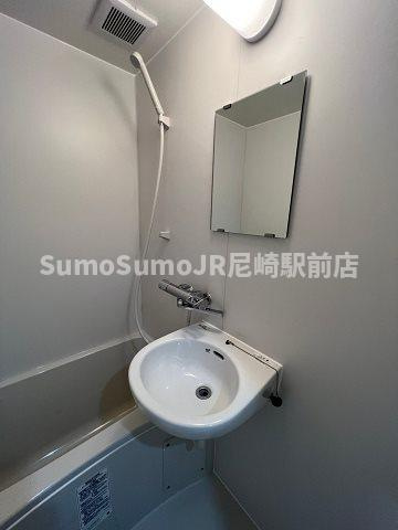 サンコスモ塚口の洗面所