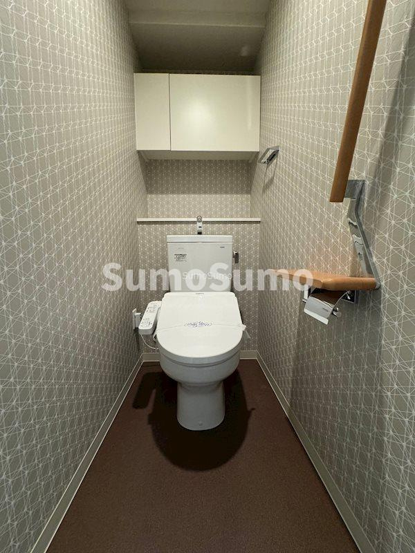 シーズンフラッツ靱本町のトイレ