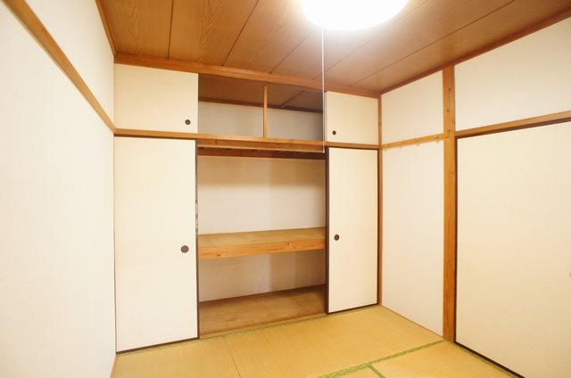 コーポシライの和室