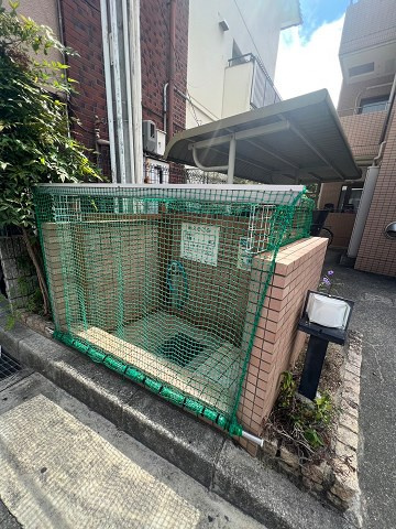 ヒロネン塚口の外観