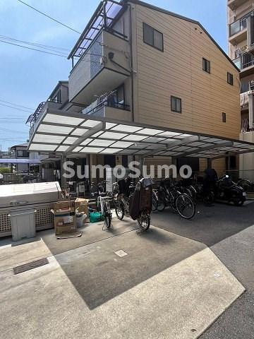 ピュアライフ歌島の外観