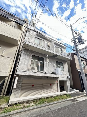サンロイヤル六甲の外観