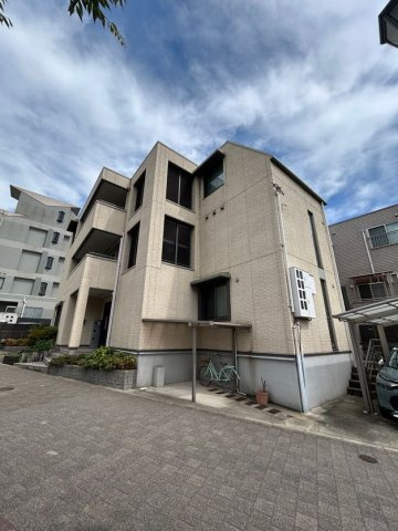 サンビエナの外観