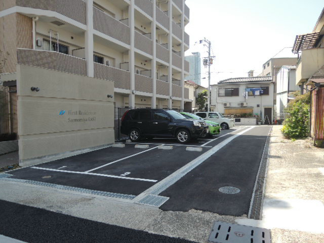 ファーストレジデンス三宮EASTの外観