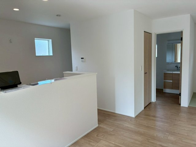 【居間・リビング】 | 清水町徳倉第1期 新築建売分譲住宅 建物＋土地 TW06051 | 清水町徳倉1号棟　リビング ※令和8年3月26日撮影写真