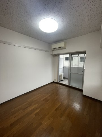 サンライズ長田の居間・リビング