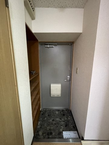 サンライズ長田の玄関