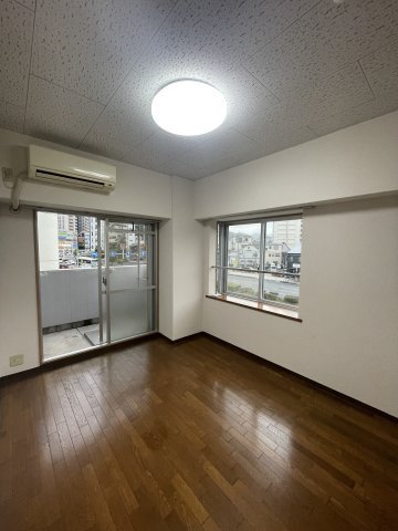 サンライズ長田の寝室