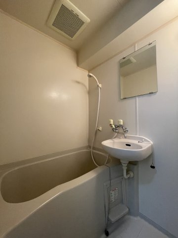 サンライズ長田の浴室
