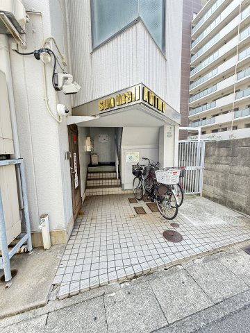サンモールアミモのエントランス