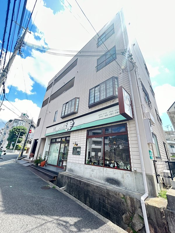 サンフィールド六甲の外観