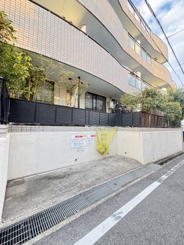 サンパレス六甲の外観