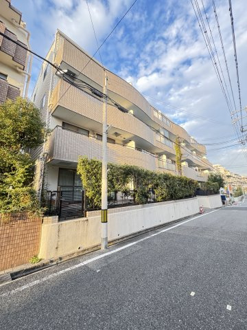 サンパレス六甲の外観