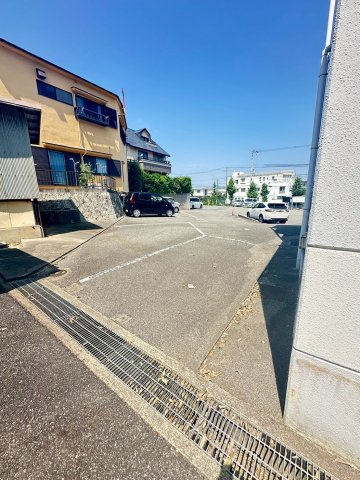 フェアリッチフィールドの駐車場