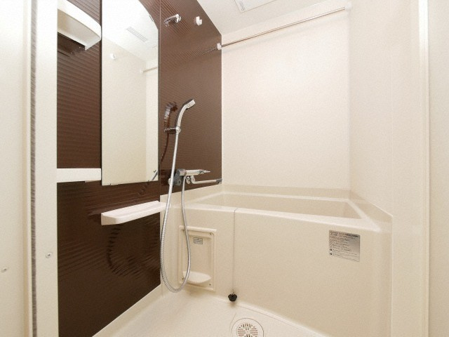 Luxe海老江IIの浴室