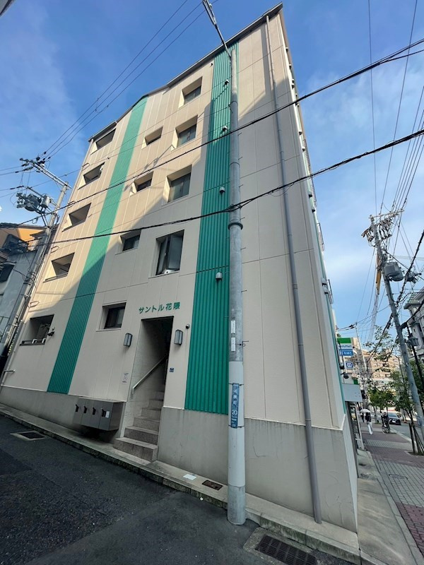 サントル花隈の外観
