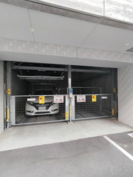 ファーストステージ神戸ハーバーランドの駐車場
