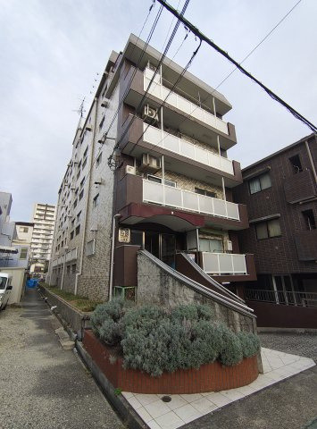 サンビルダー三宮東の外観