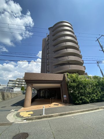 フォーラム城ケ丘参番館の外観