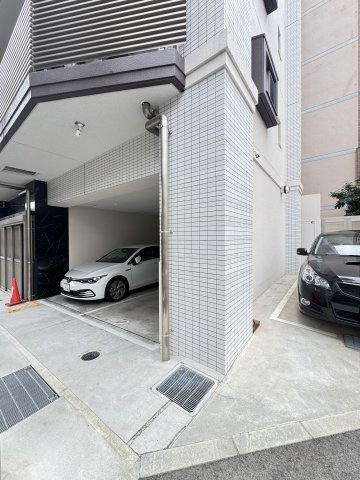 サンライト割塚の駐車場