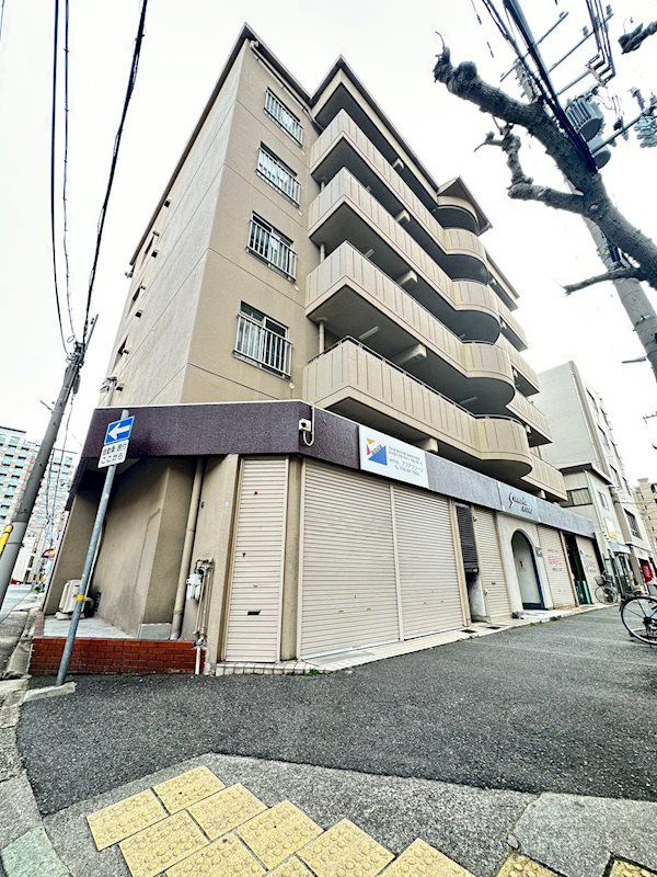 サンマリン神戸の外観