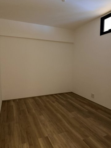 YKハイツ中崎の洋室